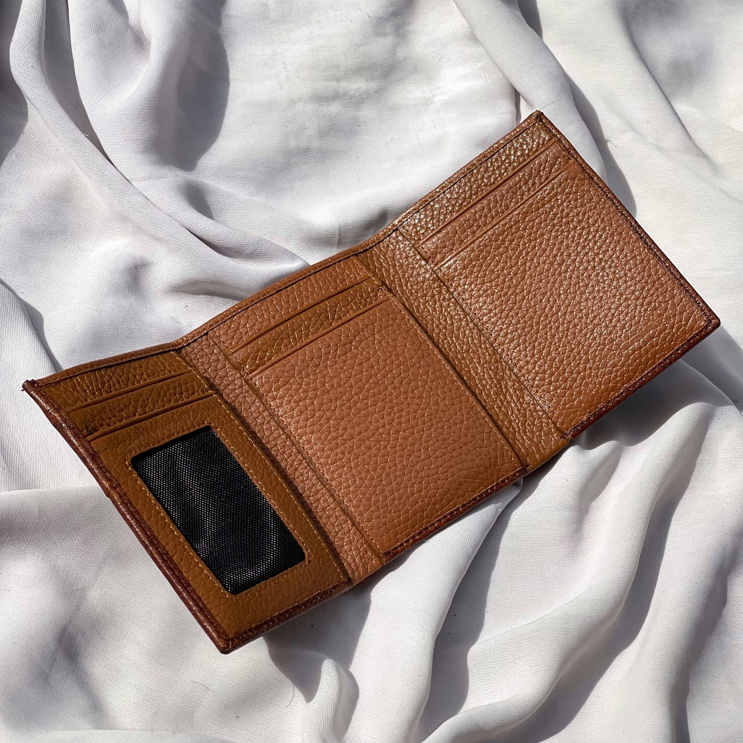 Treon Trifold Wallet (Brown)
