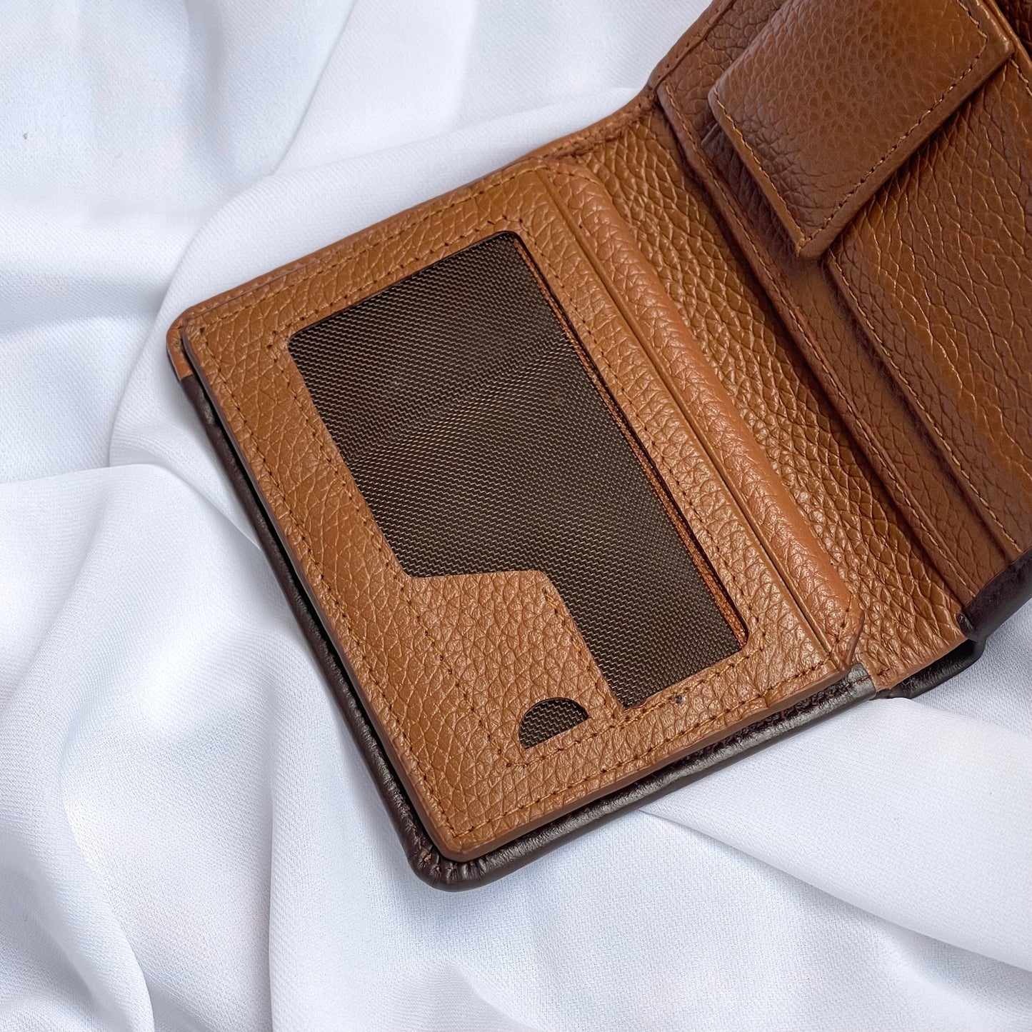 Little Bifold Wallet (Brown)