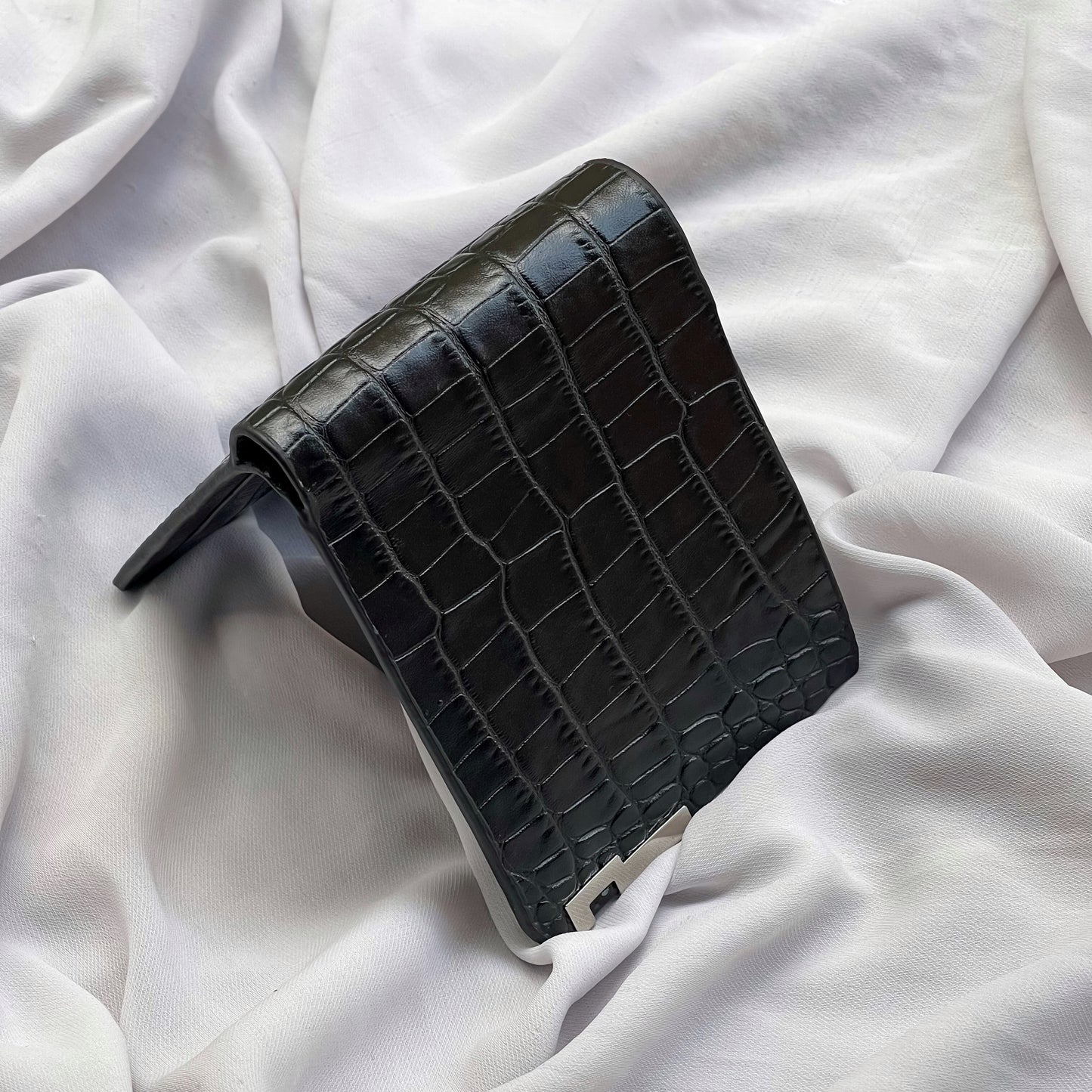 Alligator Bifold Wallet (Black)