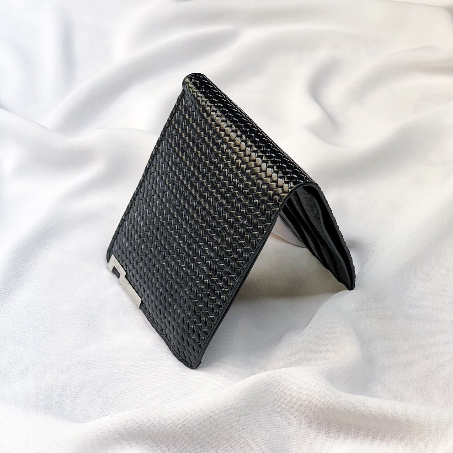 M1 Bifold Wallet (Black)