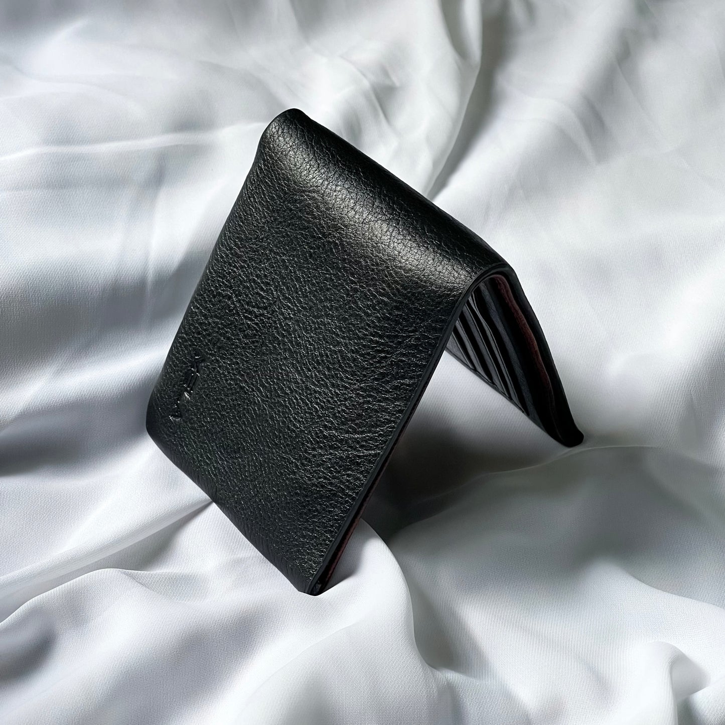 Neo Bifold Wallet (Black)