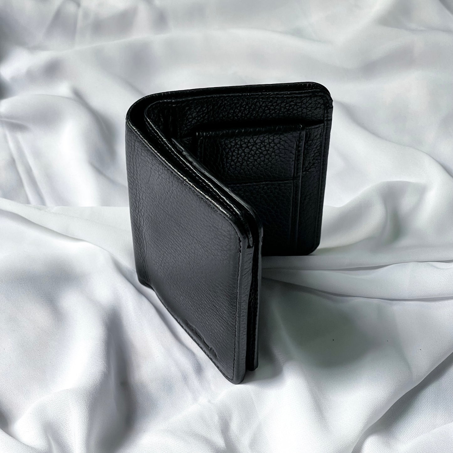 Little Bifold wallet (Black)