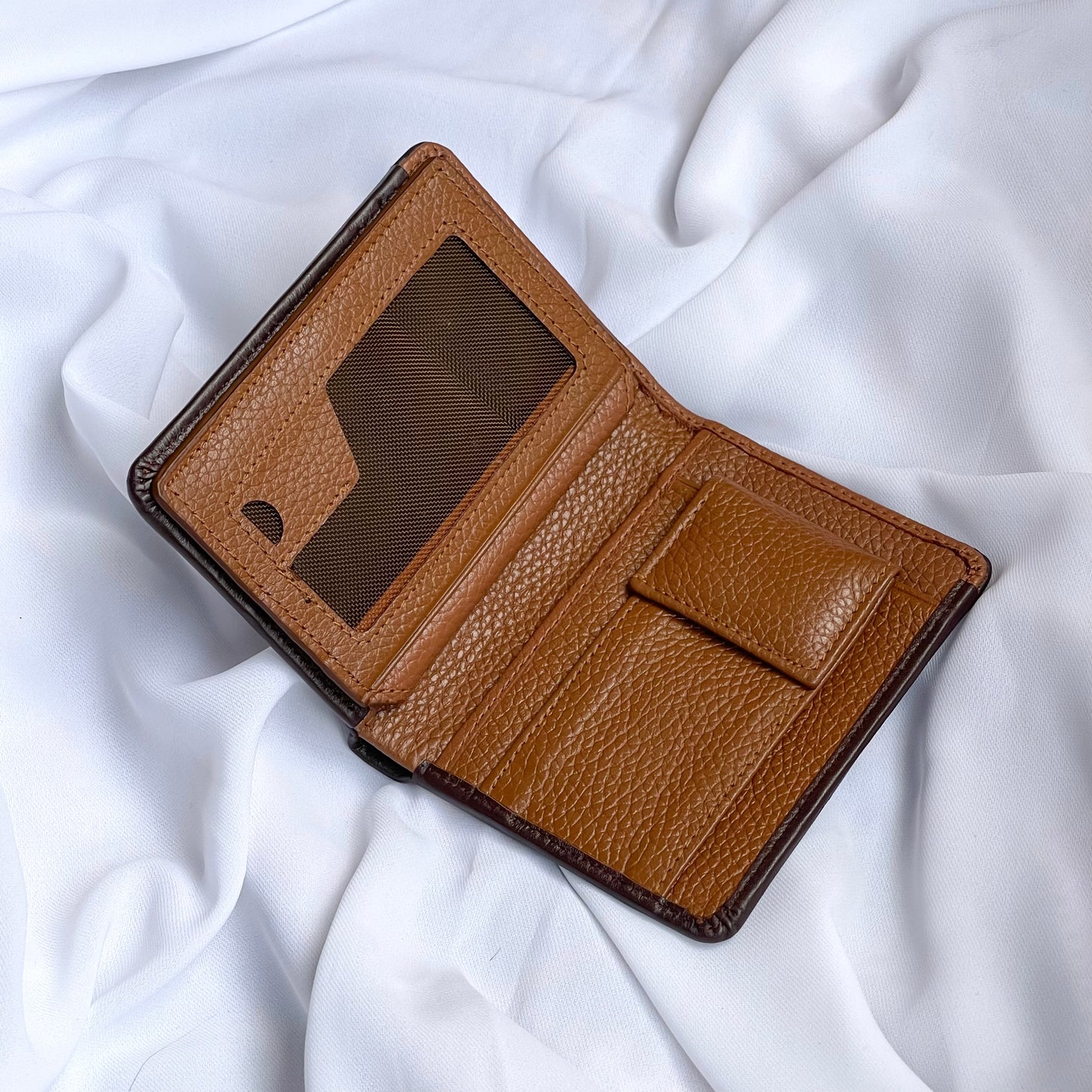 Little Bifold Wallet (Brown)