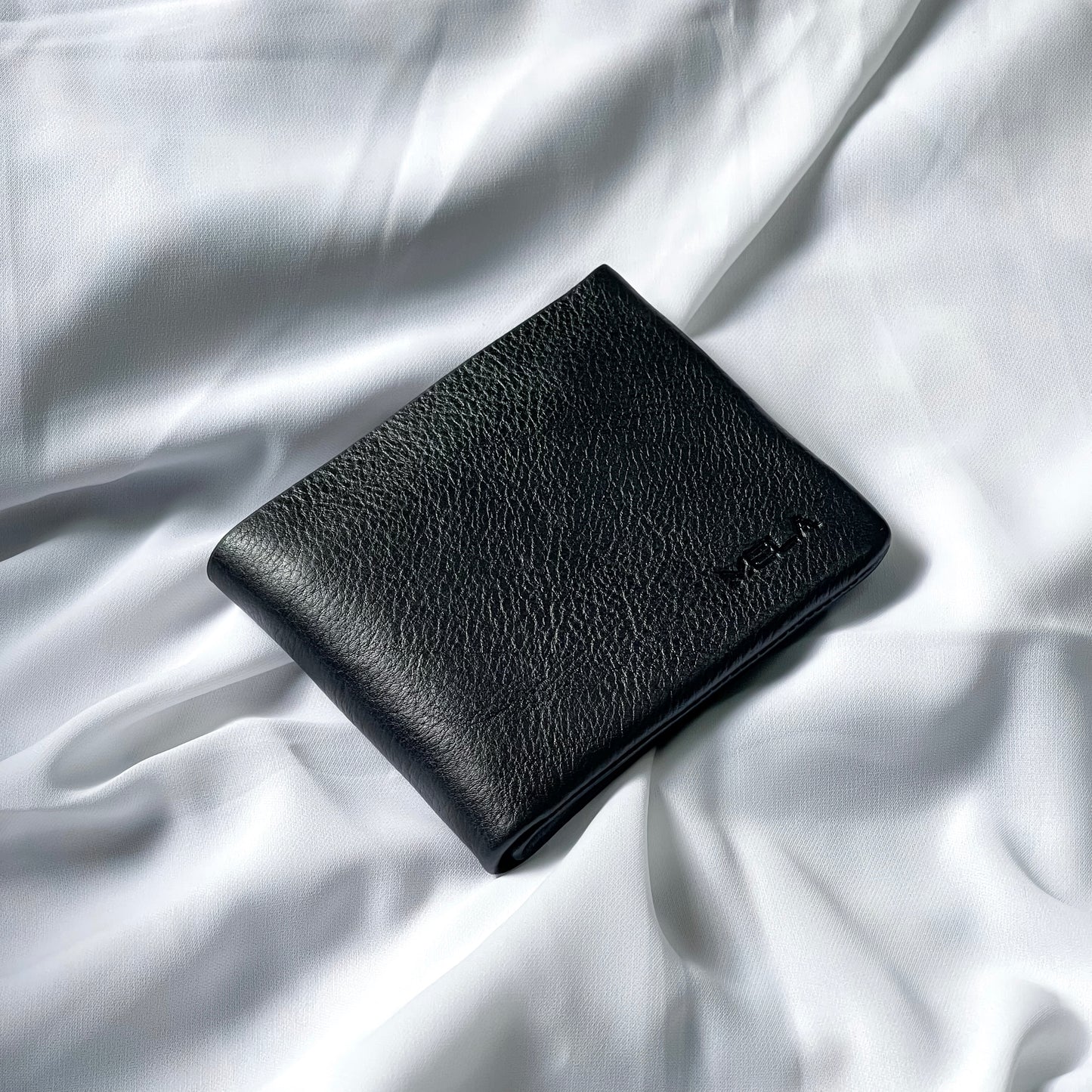 Neo Bifold Wallet (Black)