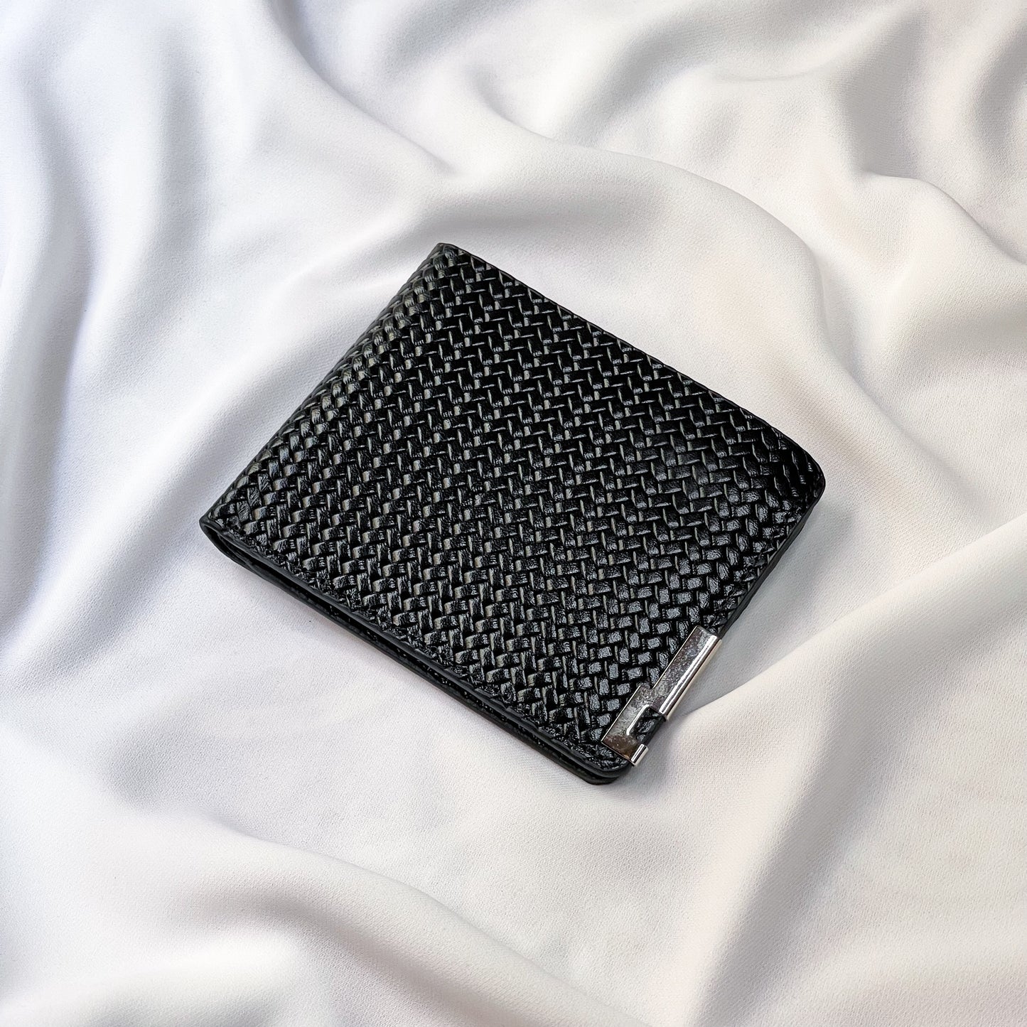 M1 Bifold Wallet (Black)