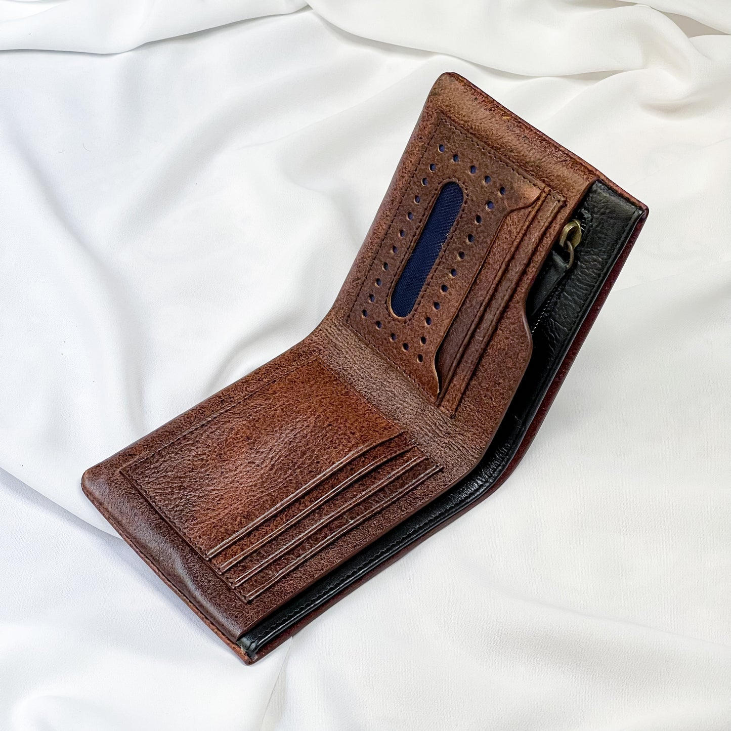 Neo Bifold Wallet (Limited Edition)
