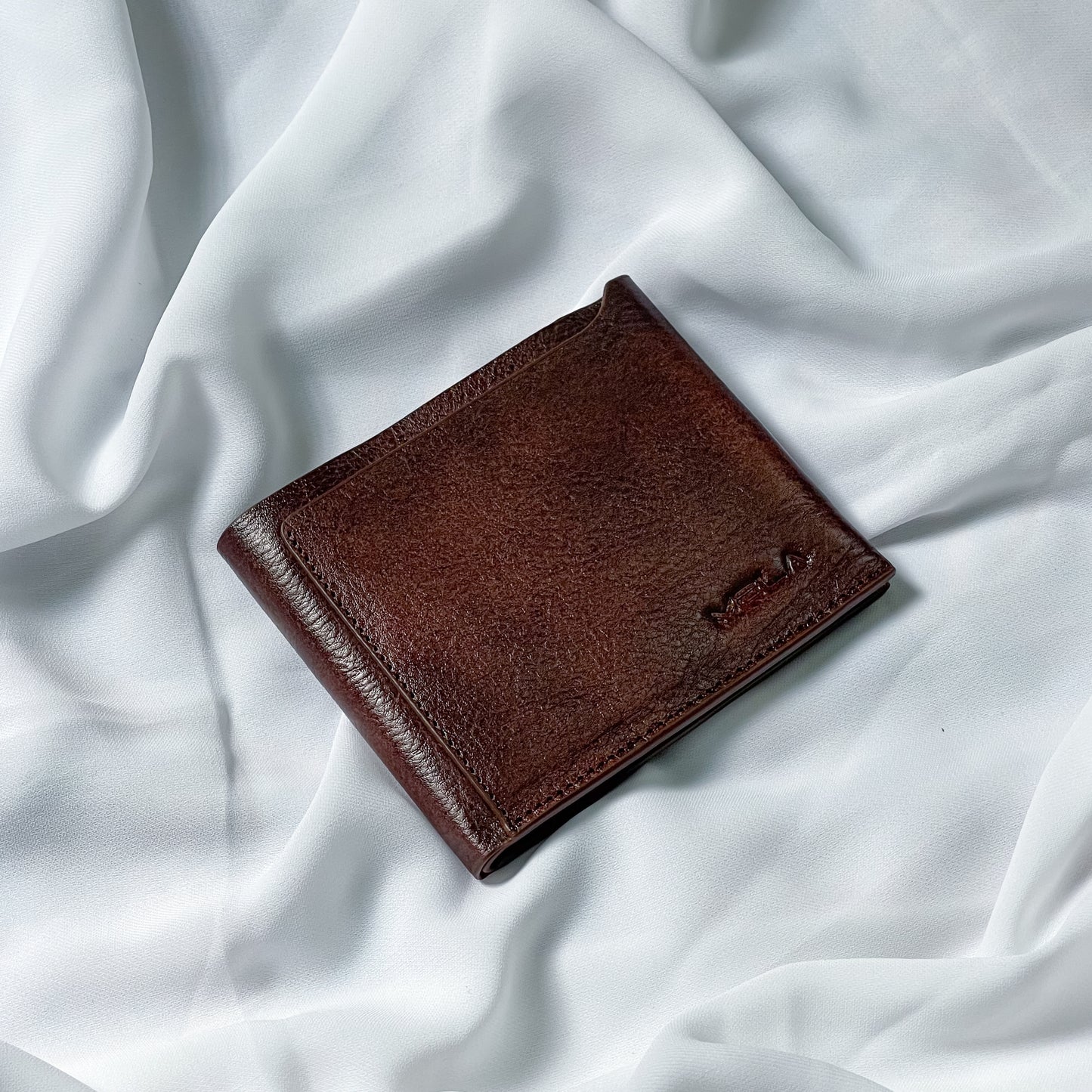 Luxe Bifold Wallet (Brown)