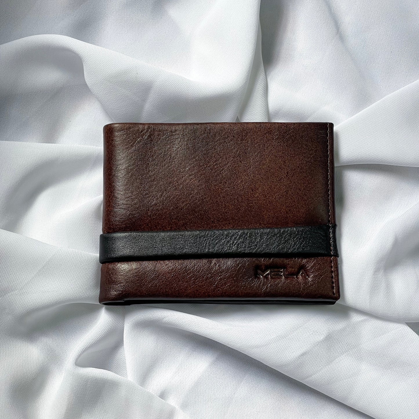 Aura Bifold Wallet (Brown)