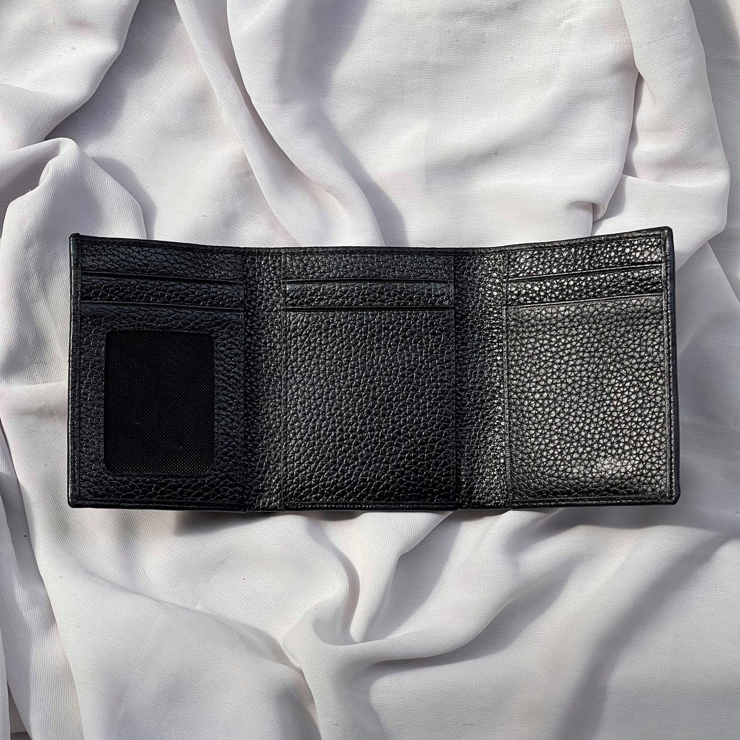 Treon Trifold Wallet (Black)