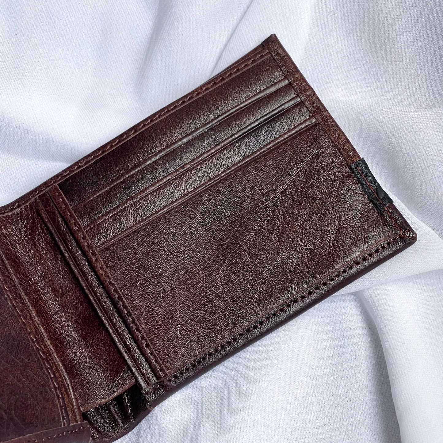 Aura Bifold Wallet (Brown)