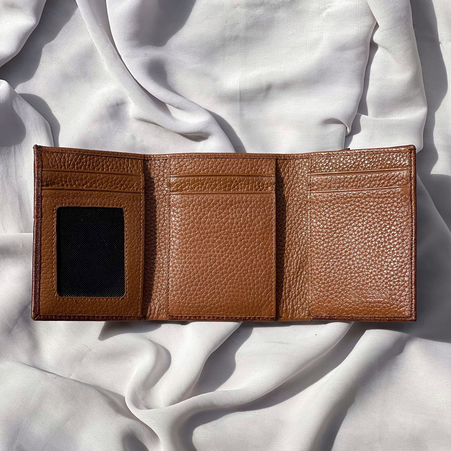Treon Trifold Wallet (Brown)