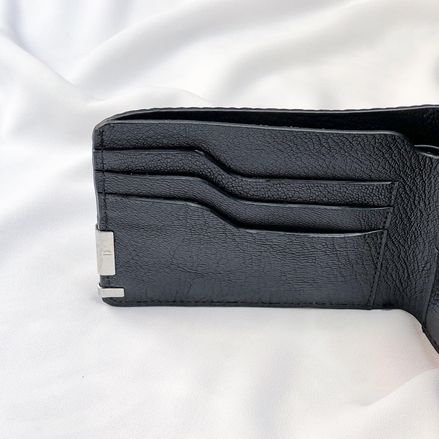 M1 Bifold Wallet (Black)