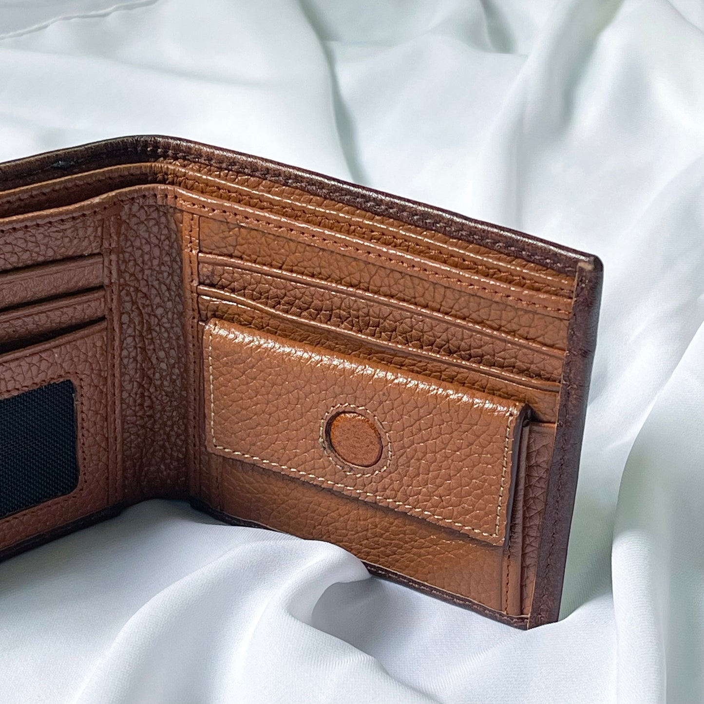 Leo Bifold Wallet (Brown)