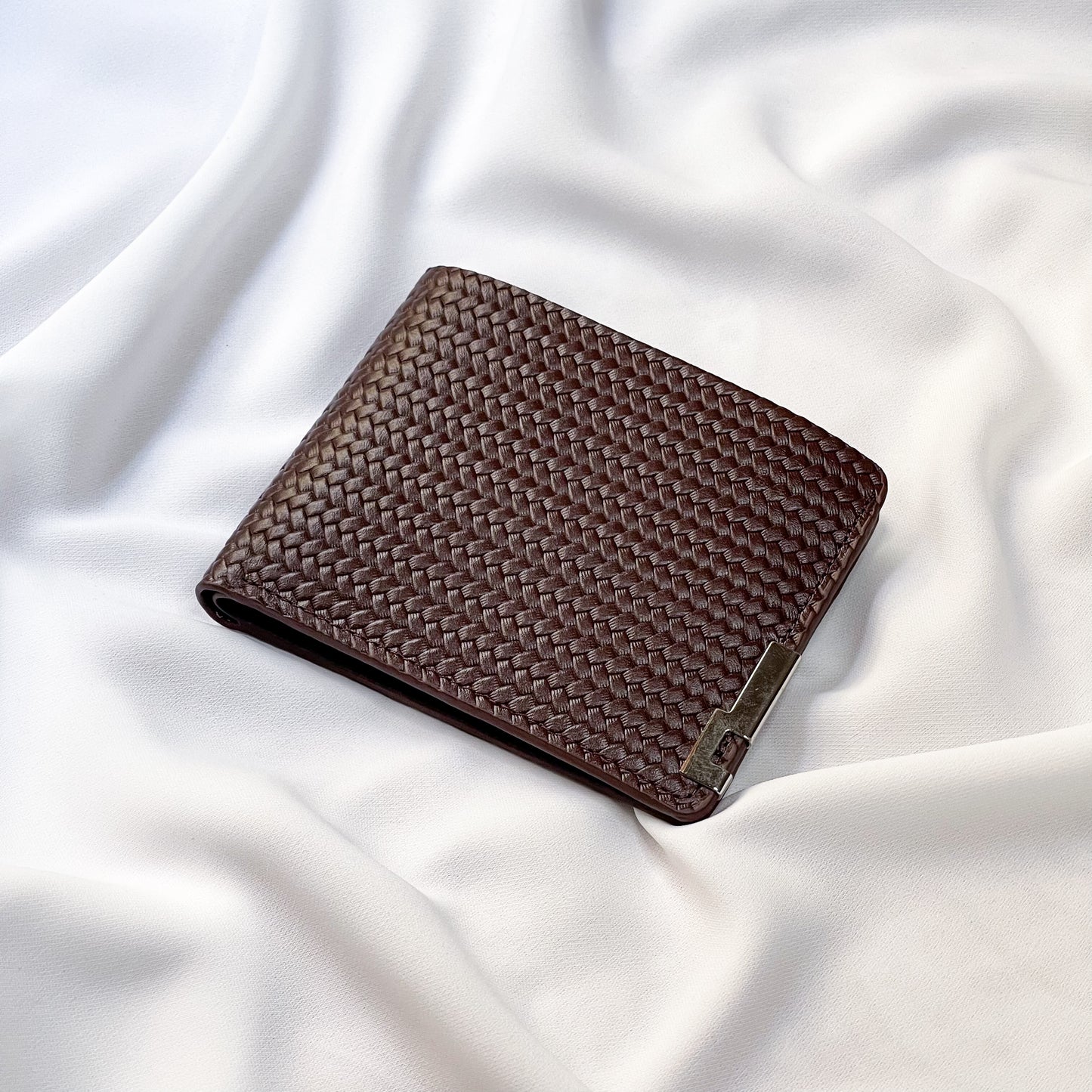 M1 Bifold Wallet (Brown)