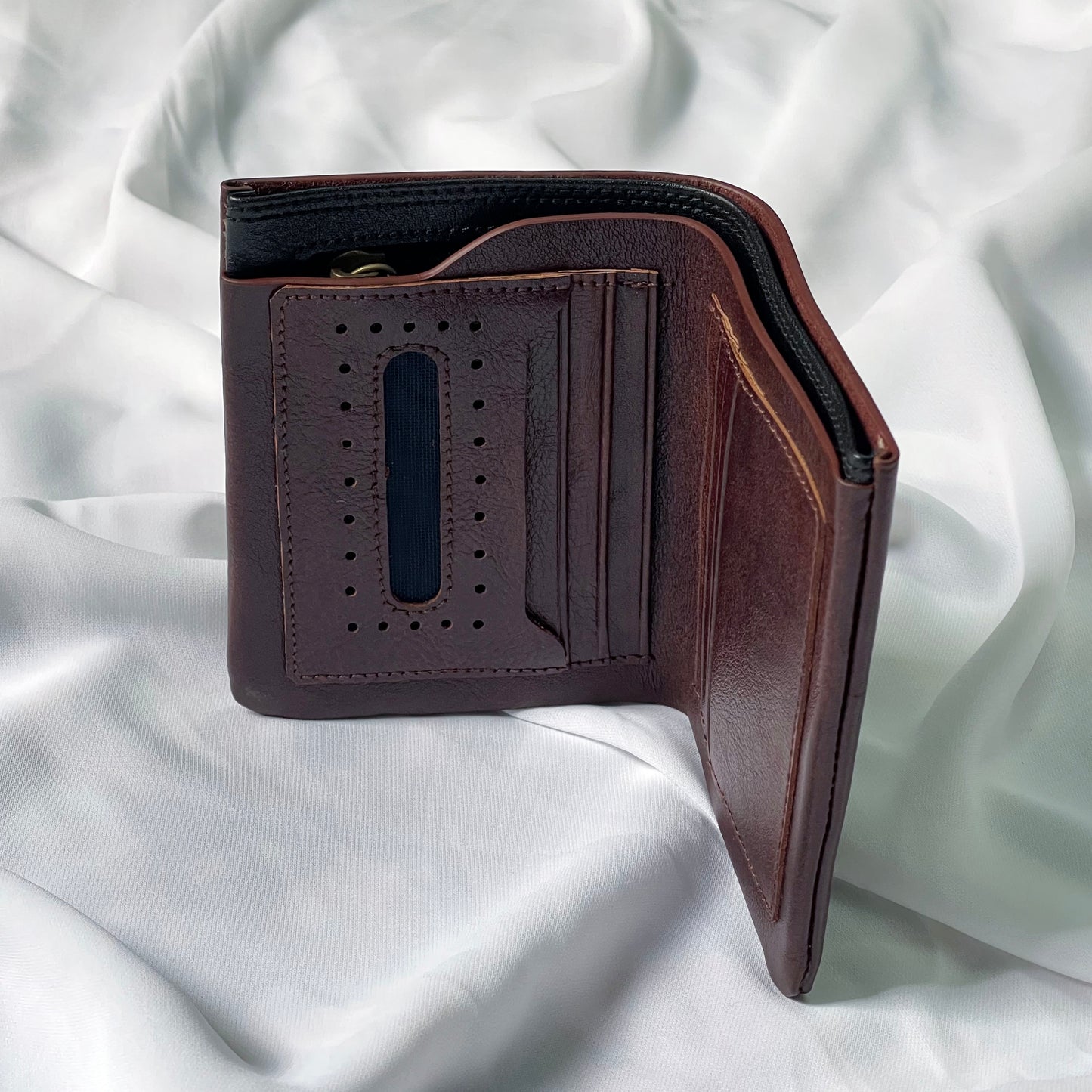 Neo 2.0 Bifold Wallet (Brown)