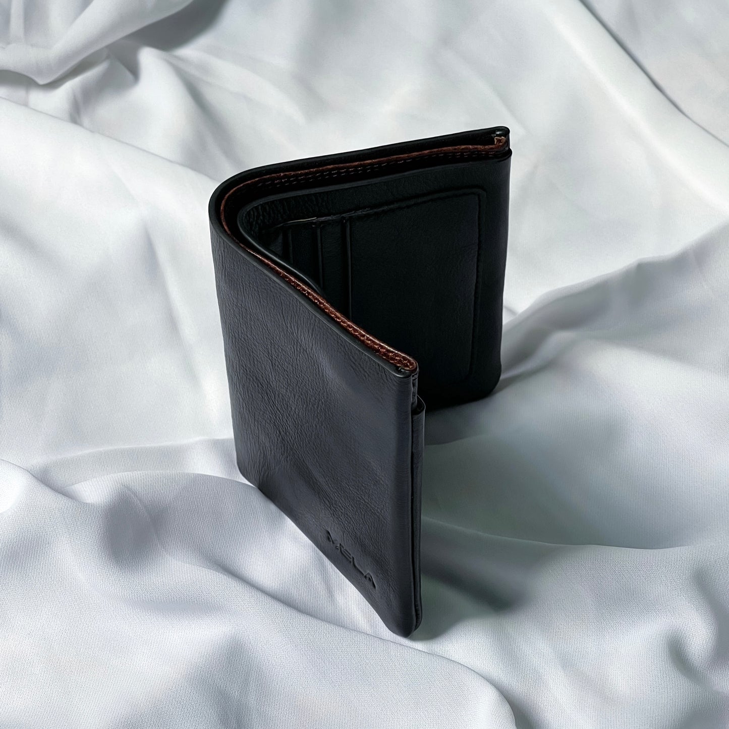 Neo 2.0 Bifold Wallet (Black)