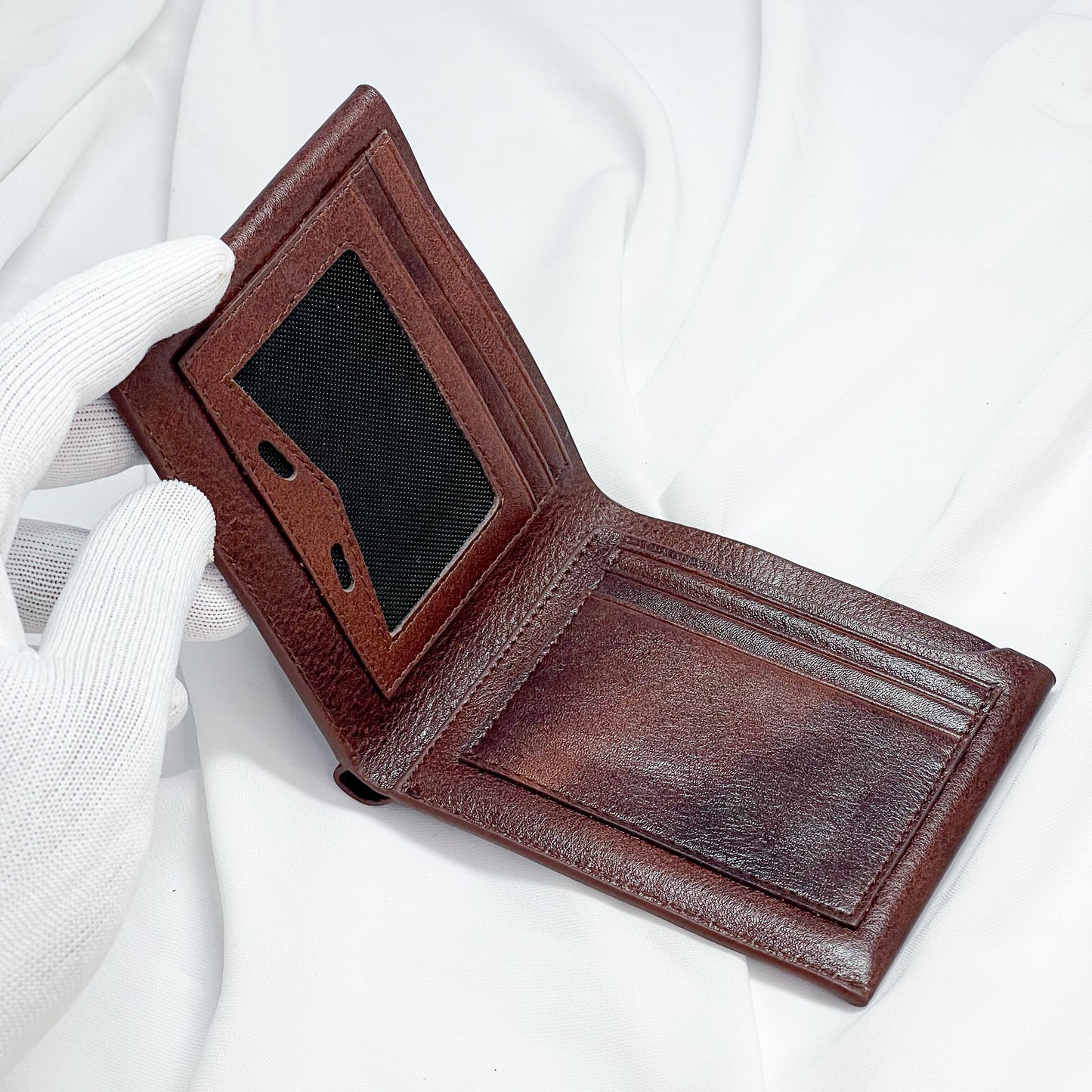 Luxe Bifold Wallet (Brown)