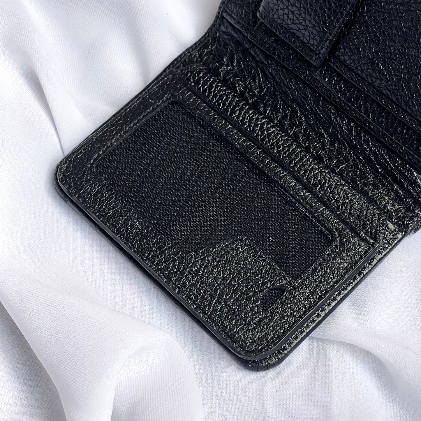 Little Bifold wallet (Black)
