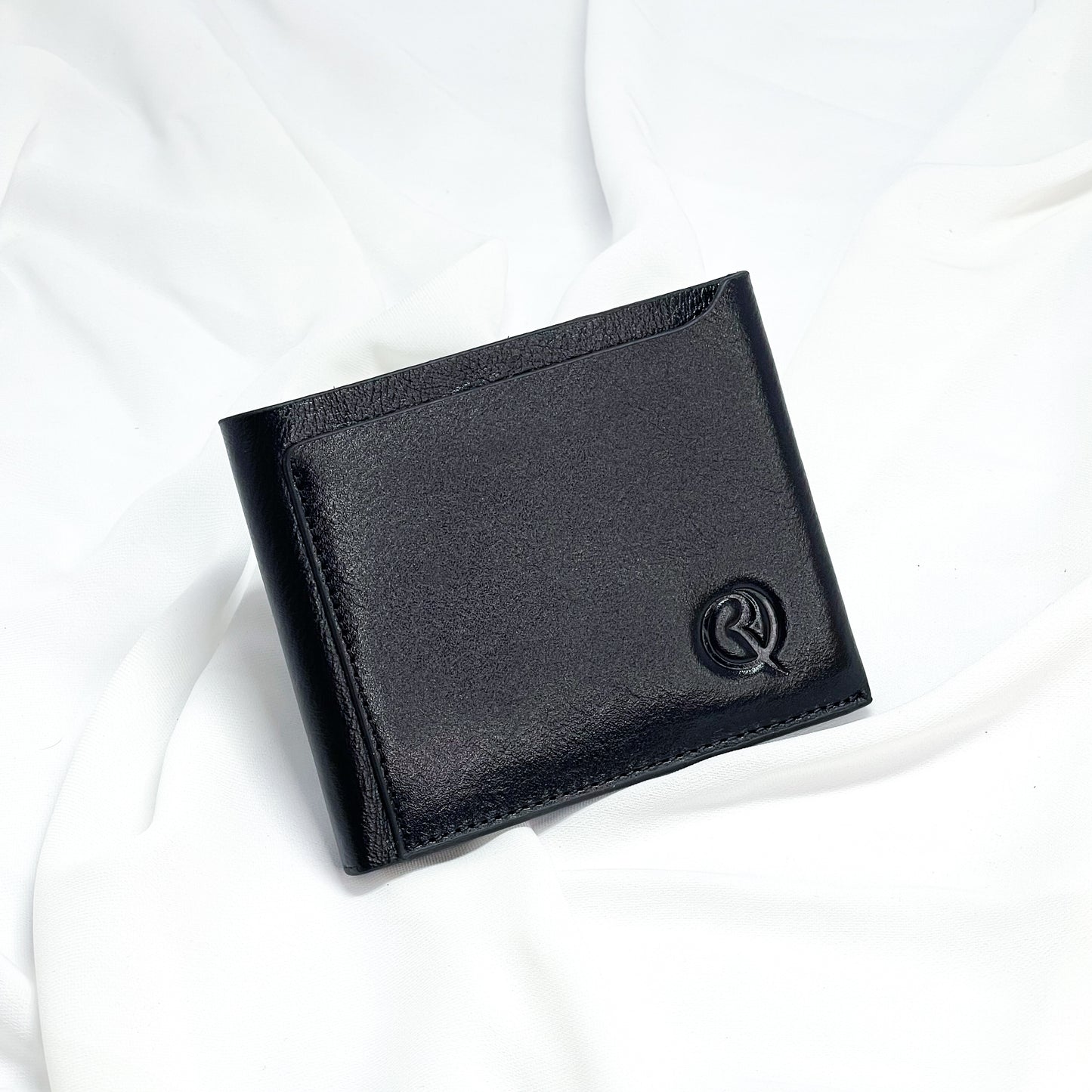 Luxe Bifold Wallet (Black)