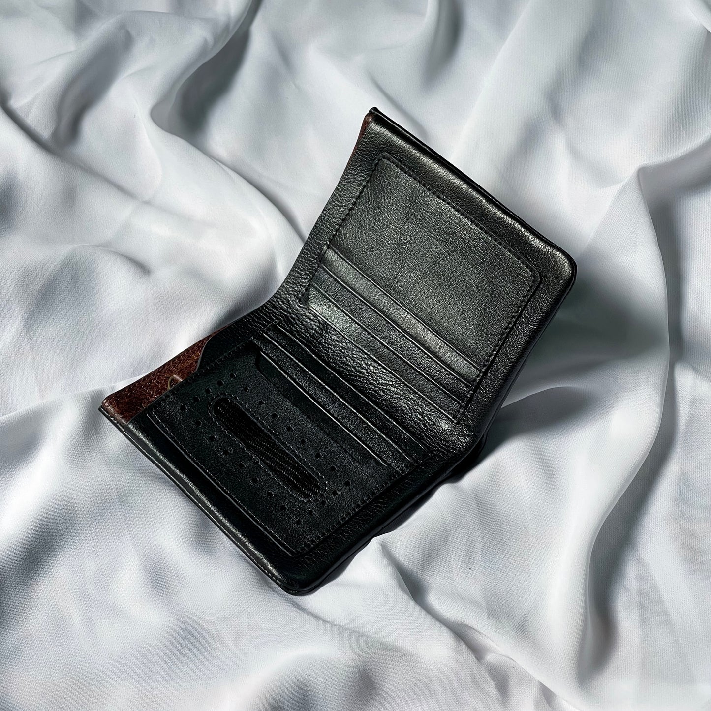 Neo 2.0 Bifold Wallet (Black)