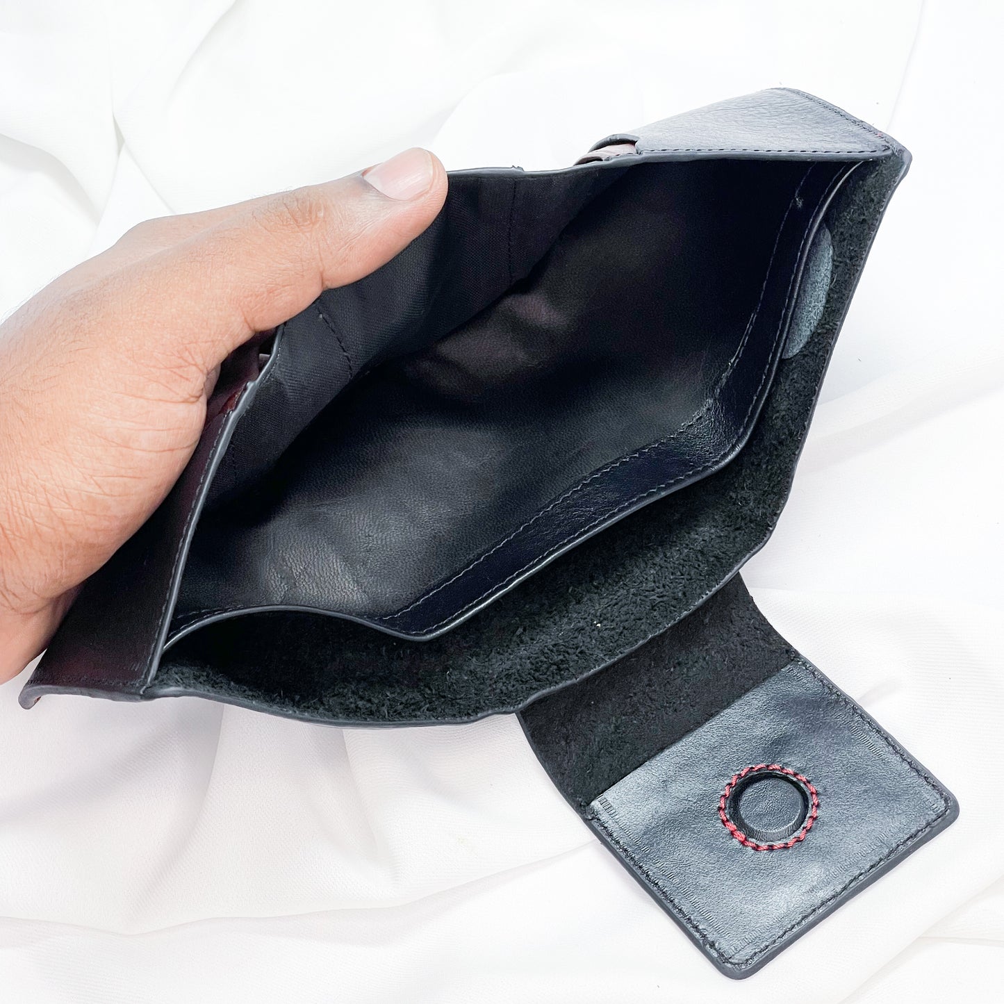 Vangaurd Trifold Wallet (Black)