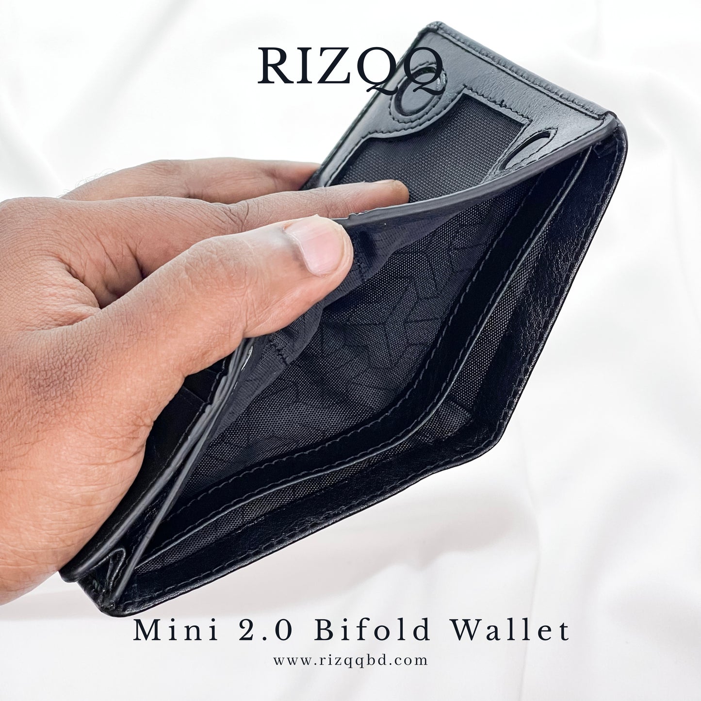 Mini 2.0 Bifold Wallet (Black)