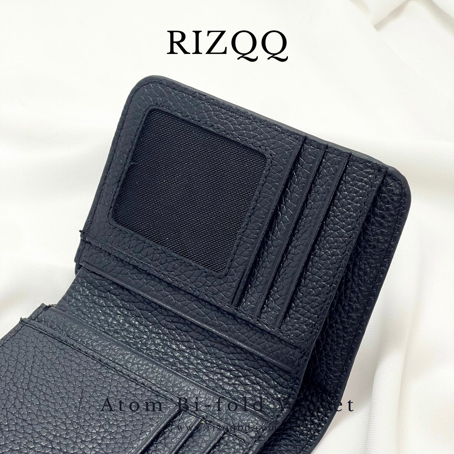 Atom Bi-fold Wallet (Black)