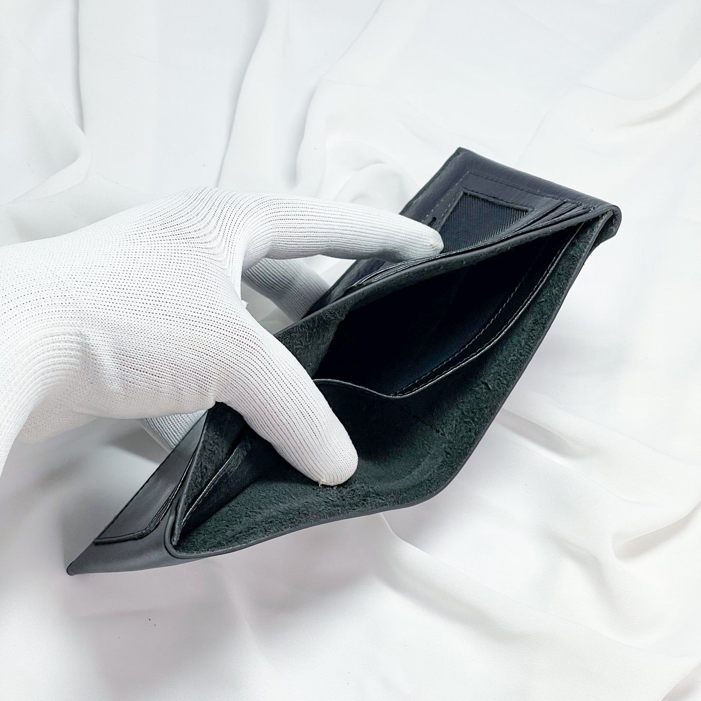 Luxe Bifold Wallet (Black)