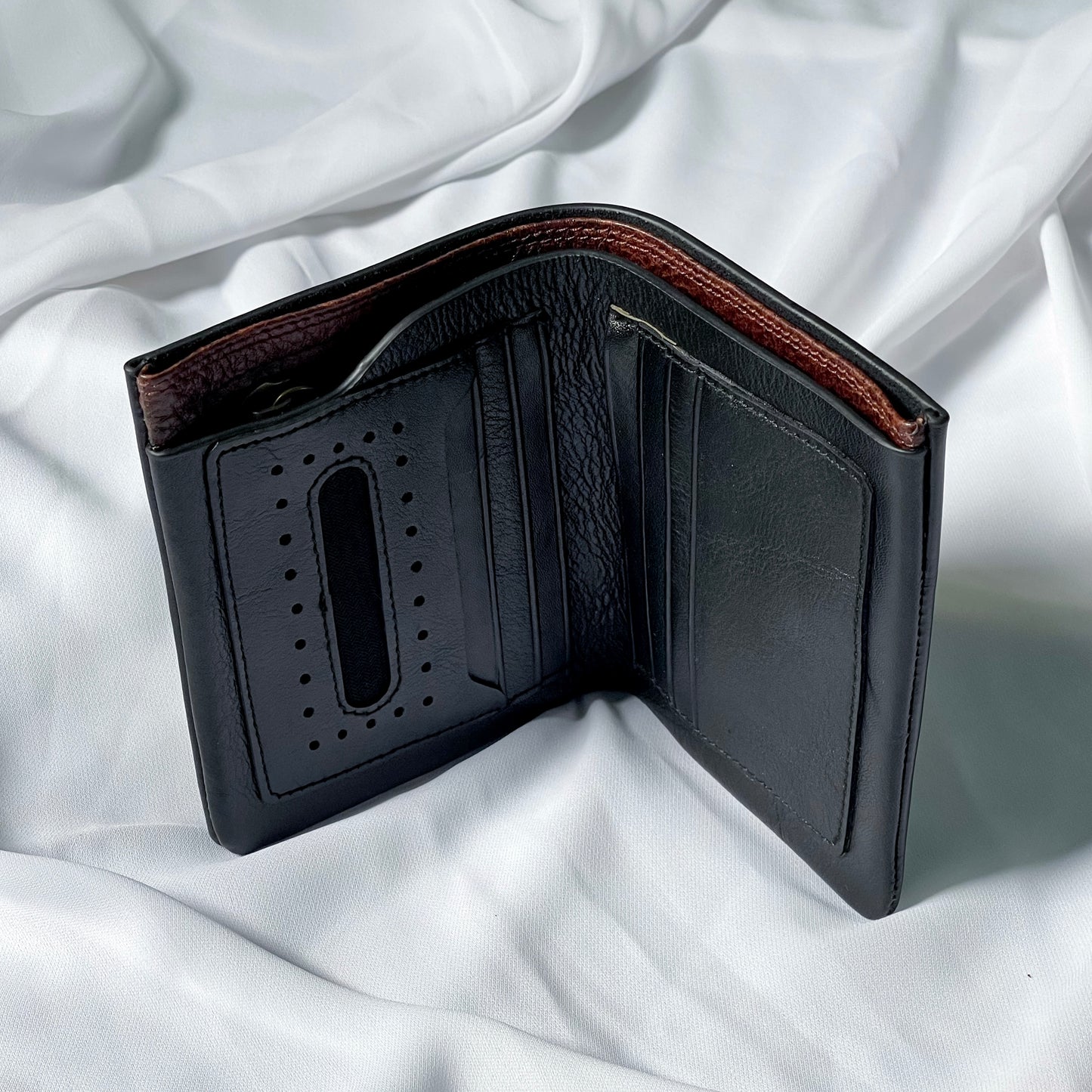 Neo 2.0 Bifold Wallet (Black)