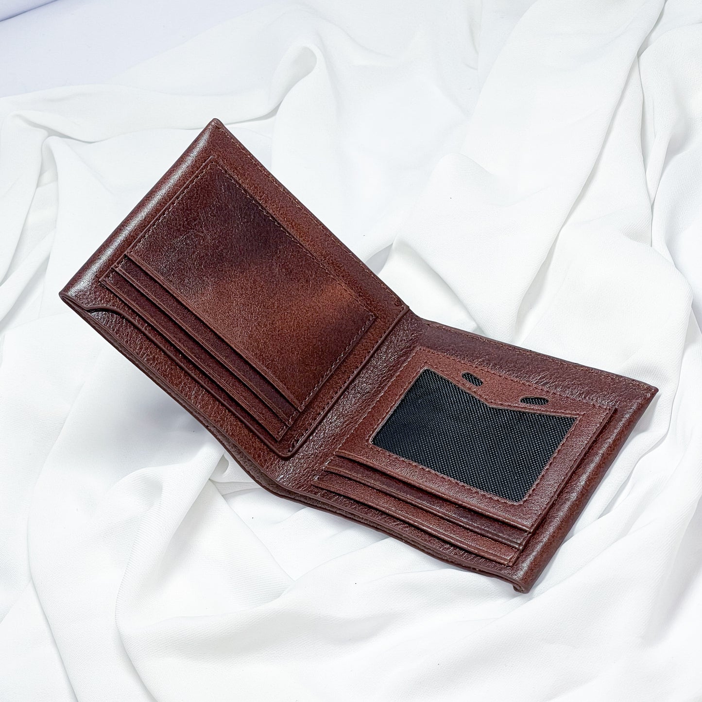 Luxe Bifold Wallet (Brown)