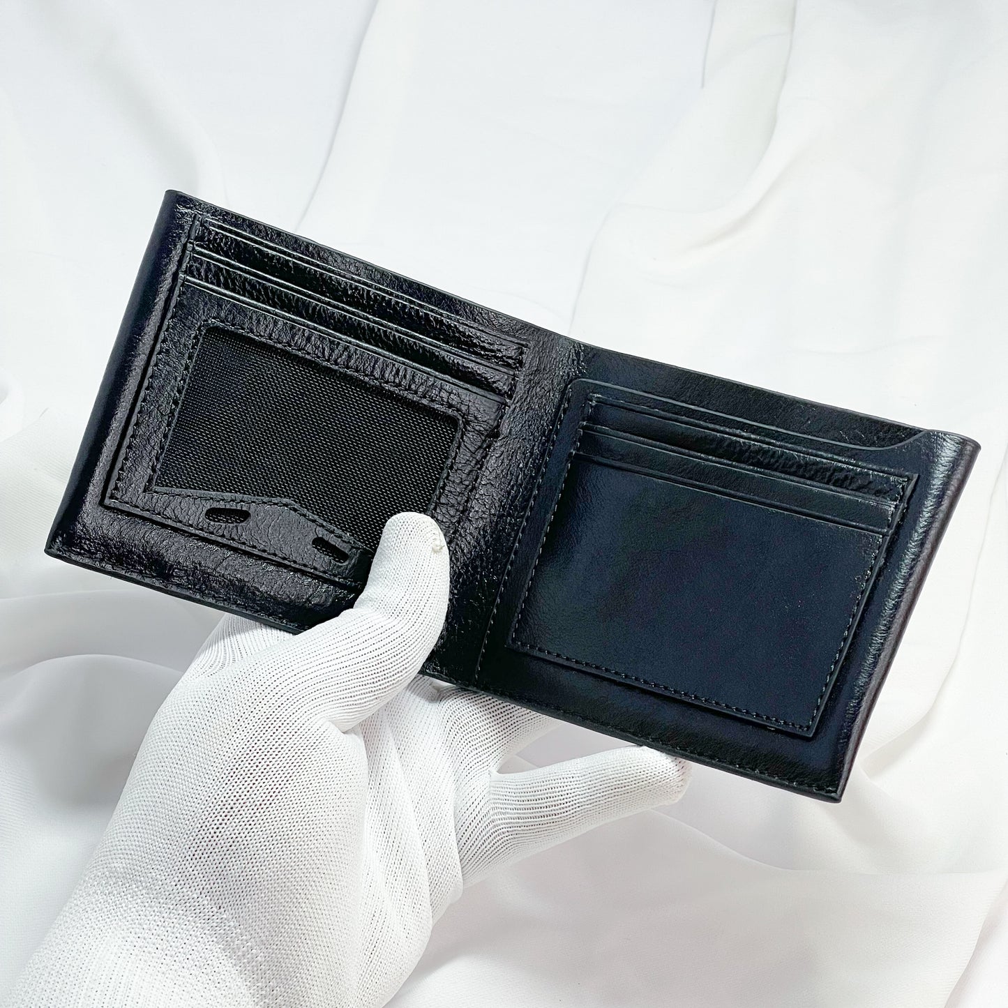 Luxe Bifold Wallet (Black)