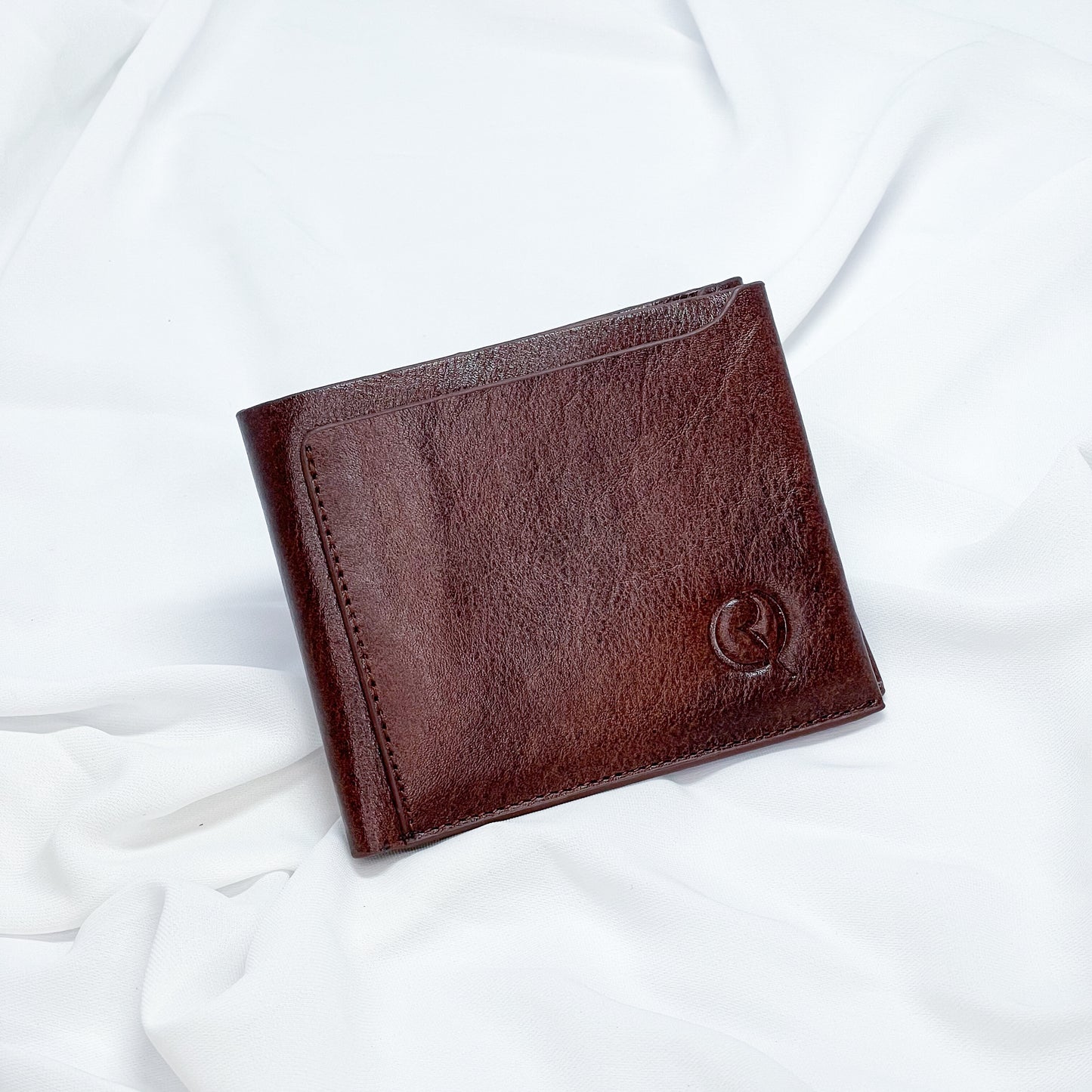 Luxe Bifold Wallet (Brown)