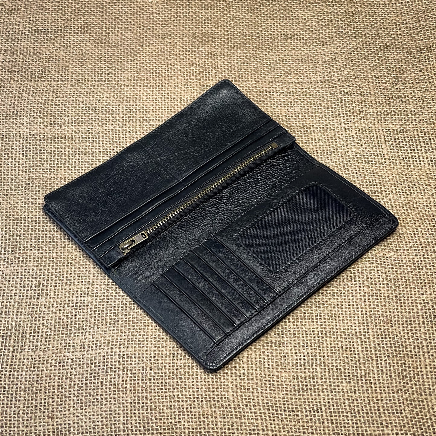 Classic Long wallet (Black)